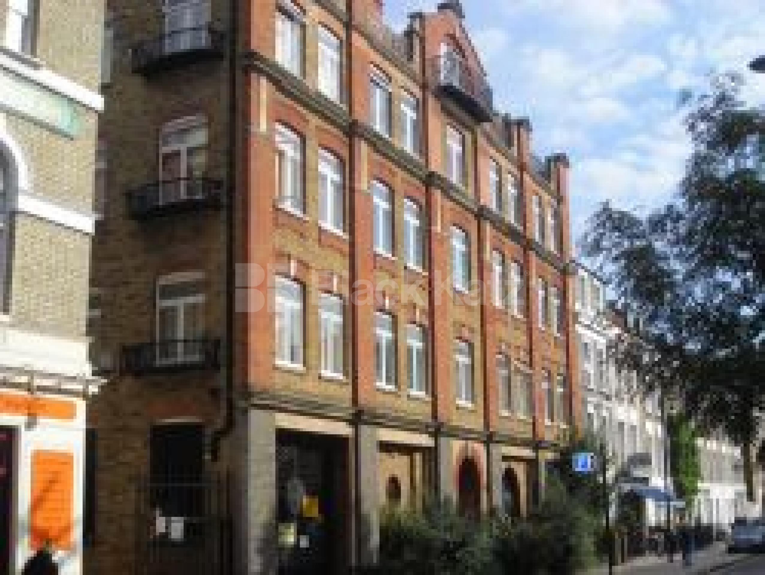 			NEW INSTRUCTION!, 3 Bedroom, 1 bath, 1 reception Flat			 Pratt Street, CAMDEN  NW1